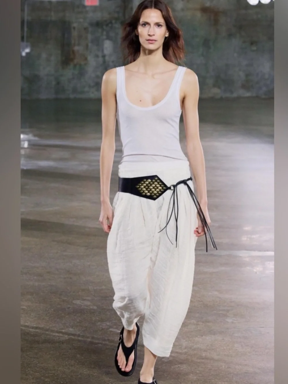 Zara NWT ZW Collection ecru white linen balloon pants 3071/048